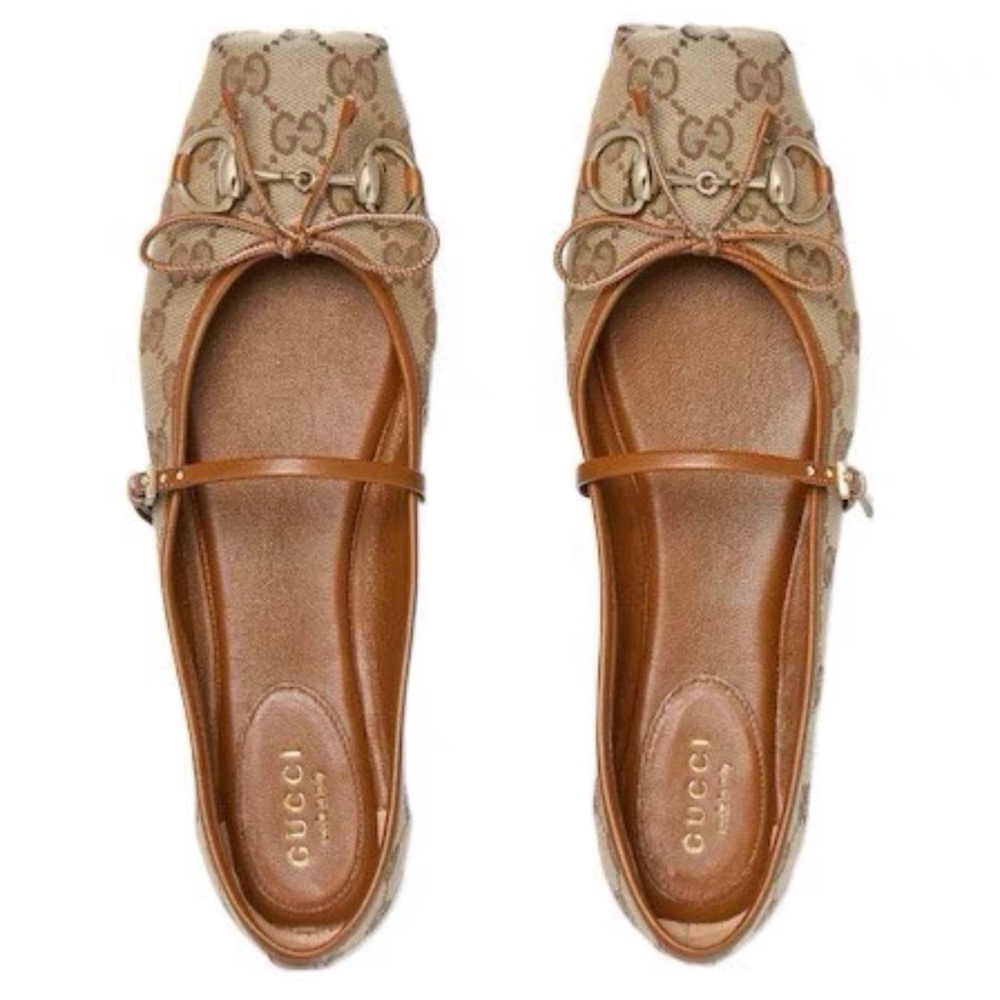 Gucci Women's Tan Monogram Flats